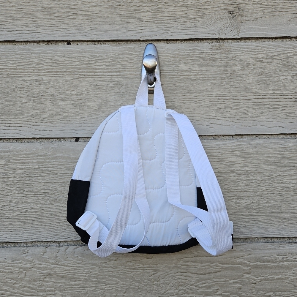 Adidas Linear mini backpack black and white new with flaws - Picture 5 of 10